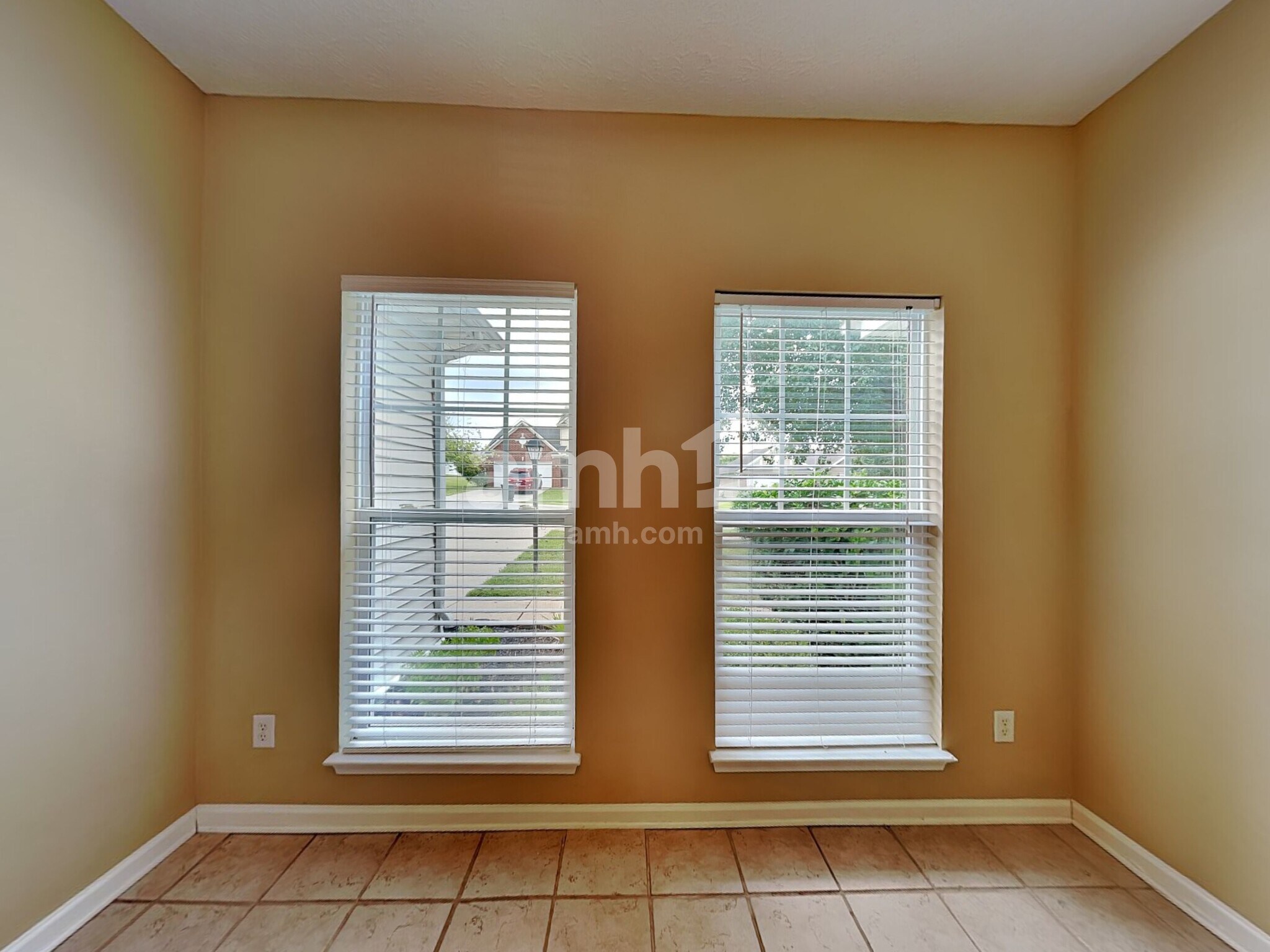 Building Photo - 226 Vintage Cir