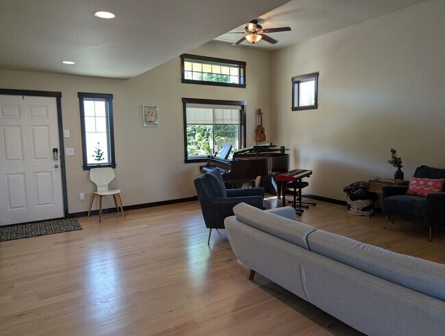 Building Photo - 3521 Becky Place, Mount Vernon, WA 98274