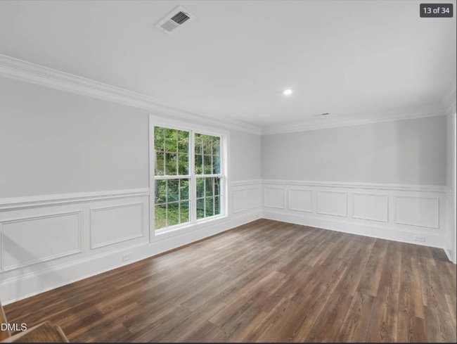 Building Photo - 316 Howland Ave