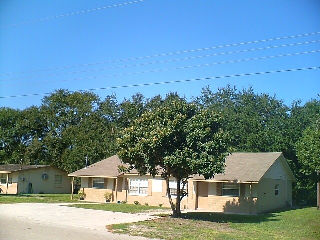 Primary Photo - Lake Burrell Duplexes