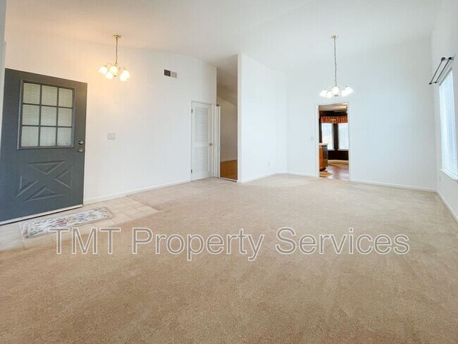 Building Photo - 8166 Morgan Hill Way