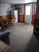 Building Photo - 297 Knoll Dr