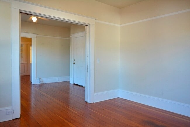 Building Photo - 3956 N Albina Ave