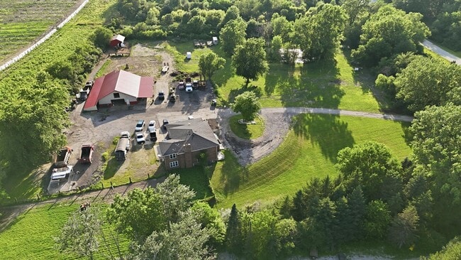 Building Photo - 25821 S Willow Creek Ln