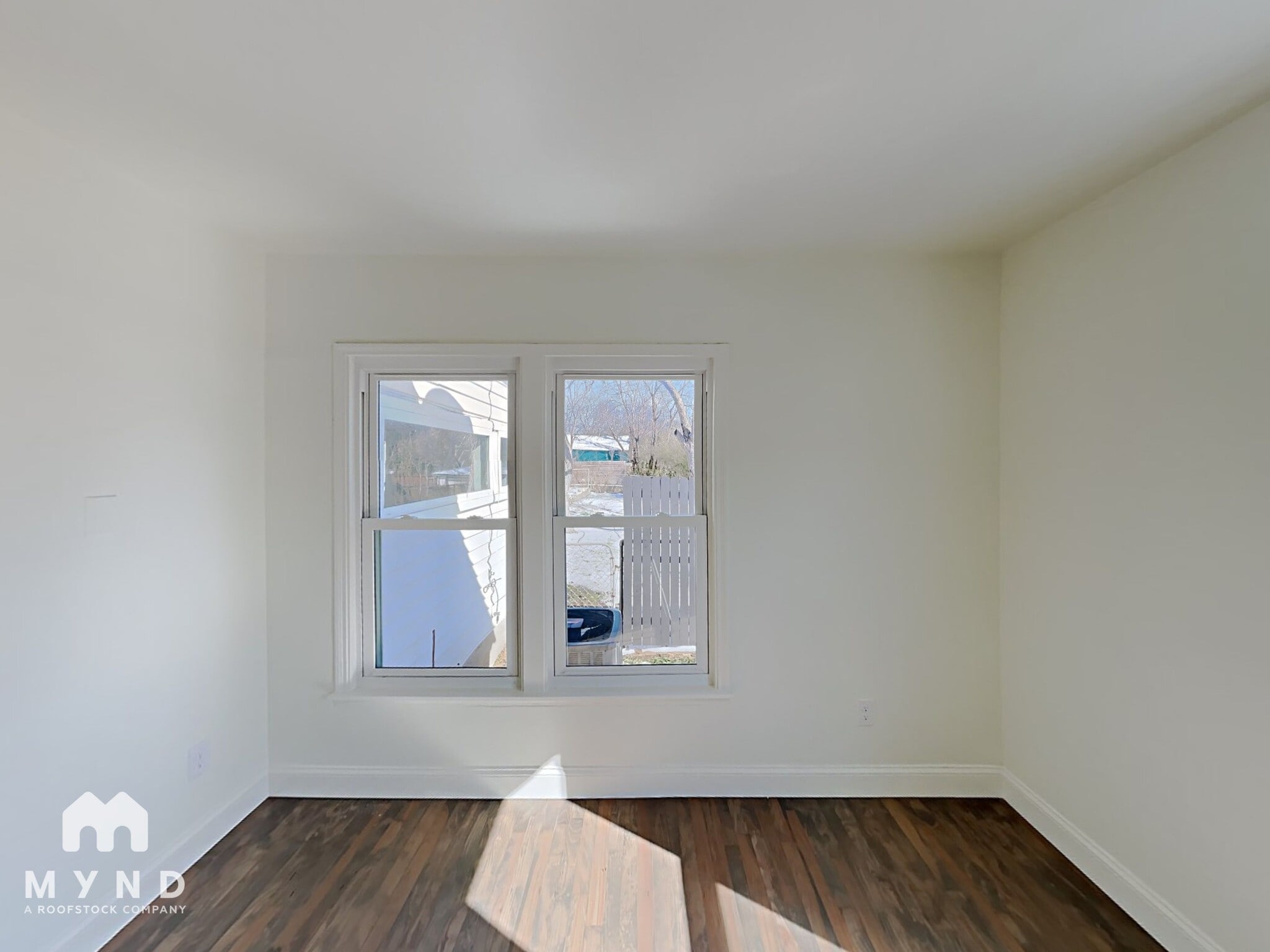 Building Photo - 110 N Ravinia Dr