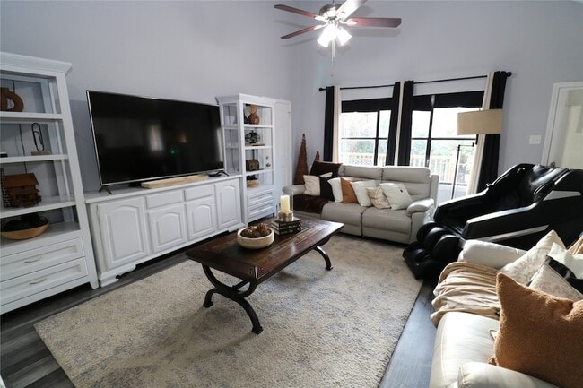 Building Photo - 25107 Spring Creek Dr