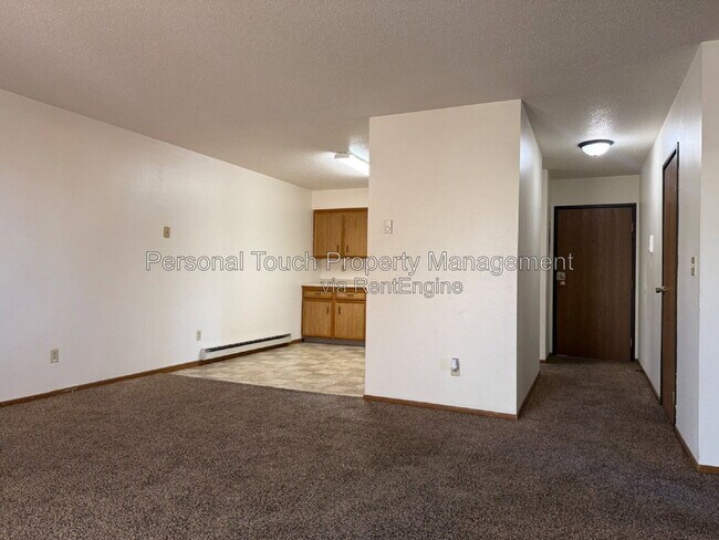Building Photo - 1318 34th Ave S