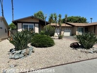 Building Photo - 2+1 in Peacock Hills