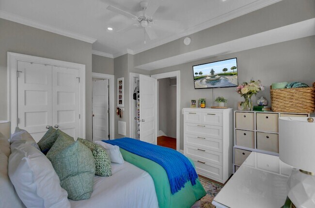 Building Photo - 315 Ashley Ave