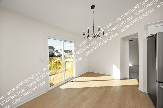Building Photo - 209 12th Ct NW