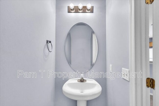 Building Photo - 37 Timber Crest Ct