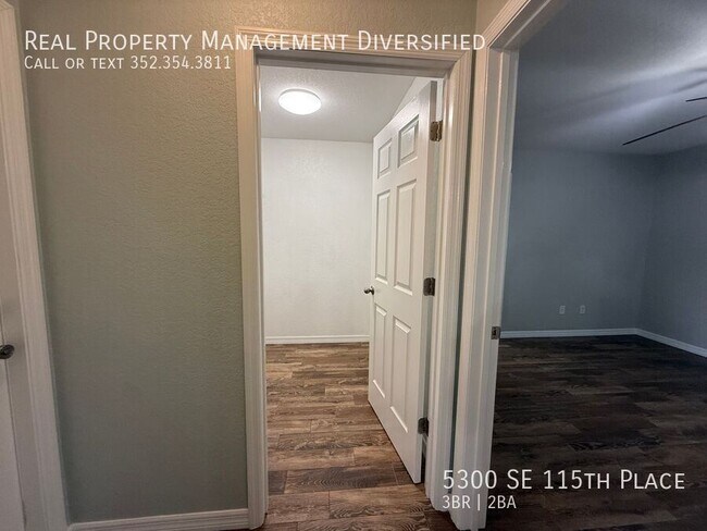 Building Photo - 5300 SE 115th Pl