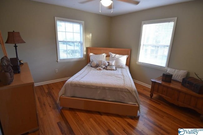 Building Photo - 3500 Colonial Dr