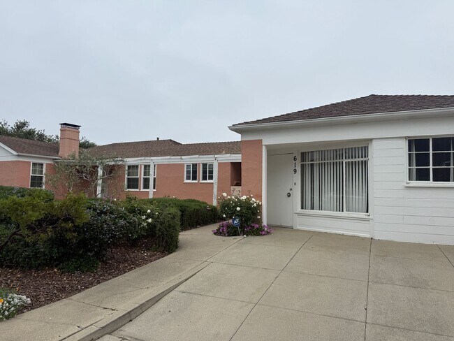 Building Photo - For Rent Units in Lompoc