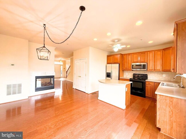 Building Photo - 310 Ridgemont Ave