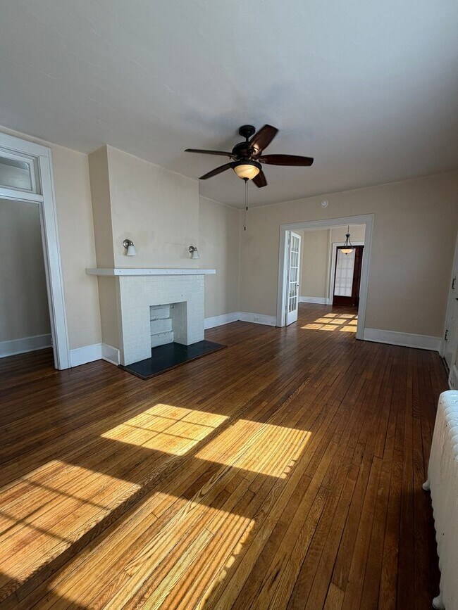 Building Photo - Ferdinand/829