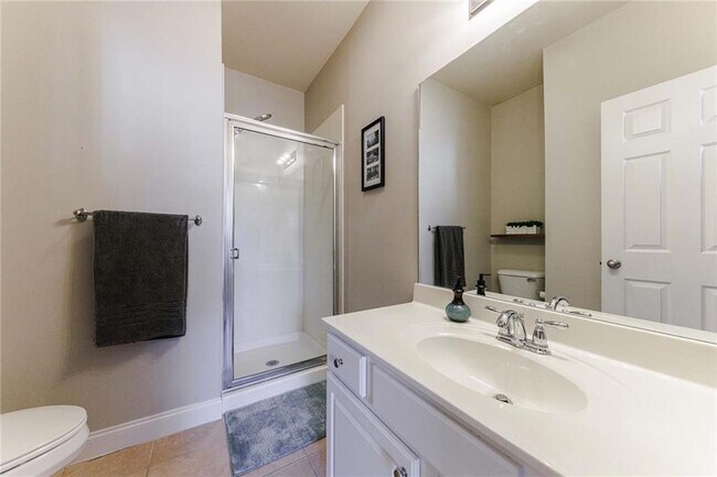 Building Photo - 2022 Cobblestone Cir NE