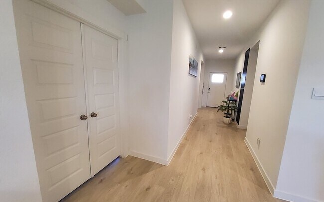 Building Photo - 31739 Margaret Woods Ln