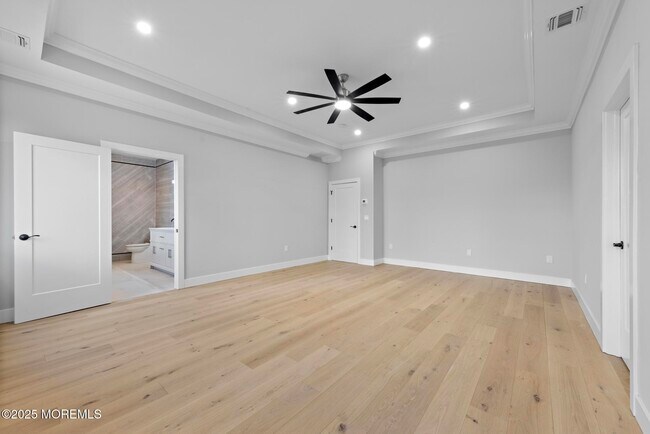 Building Photo - 239 Berkeley Dr