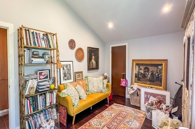 Building Photo - 1344 Marianna Rd