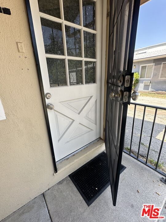 Building Photo - 22525 Del Valle St