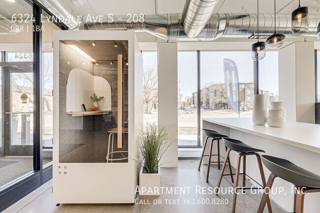 Building Photo - 6324 Lyndale Ave S