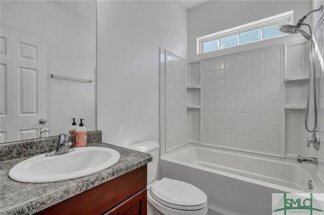 Building Photo - 179 Willow Point Cir