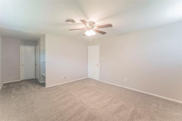 Building Photo - 6925 Wycliff St
