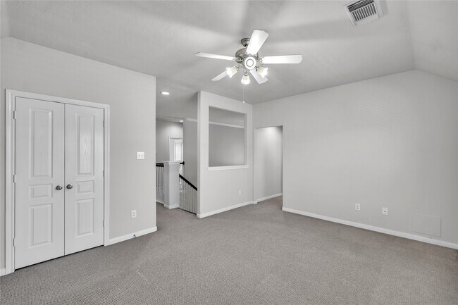 Building Photo - 17426 Memorial Blossom Dr