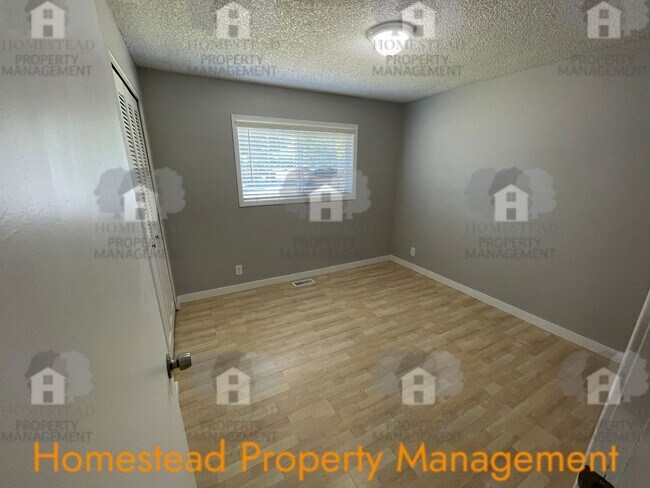 Building Photo - Do you crave some space of your own? We have the home for you!