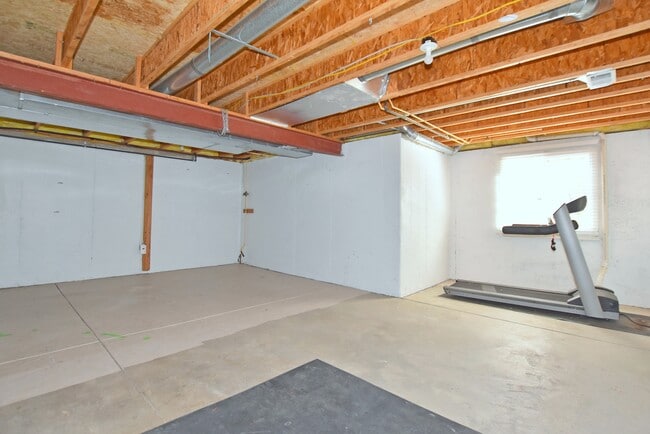 Building Photo - 2203 Copper Creek Dr