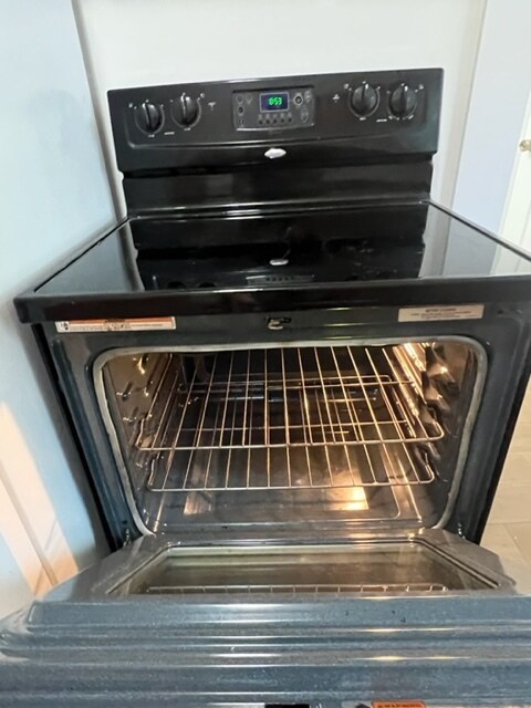 Building Photo - 142 Gallup St