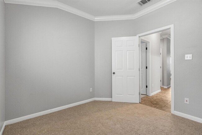 Building Photo - 2505 Rusk Ct