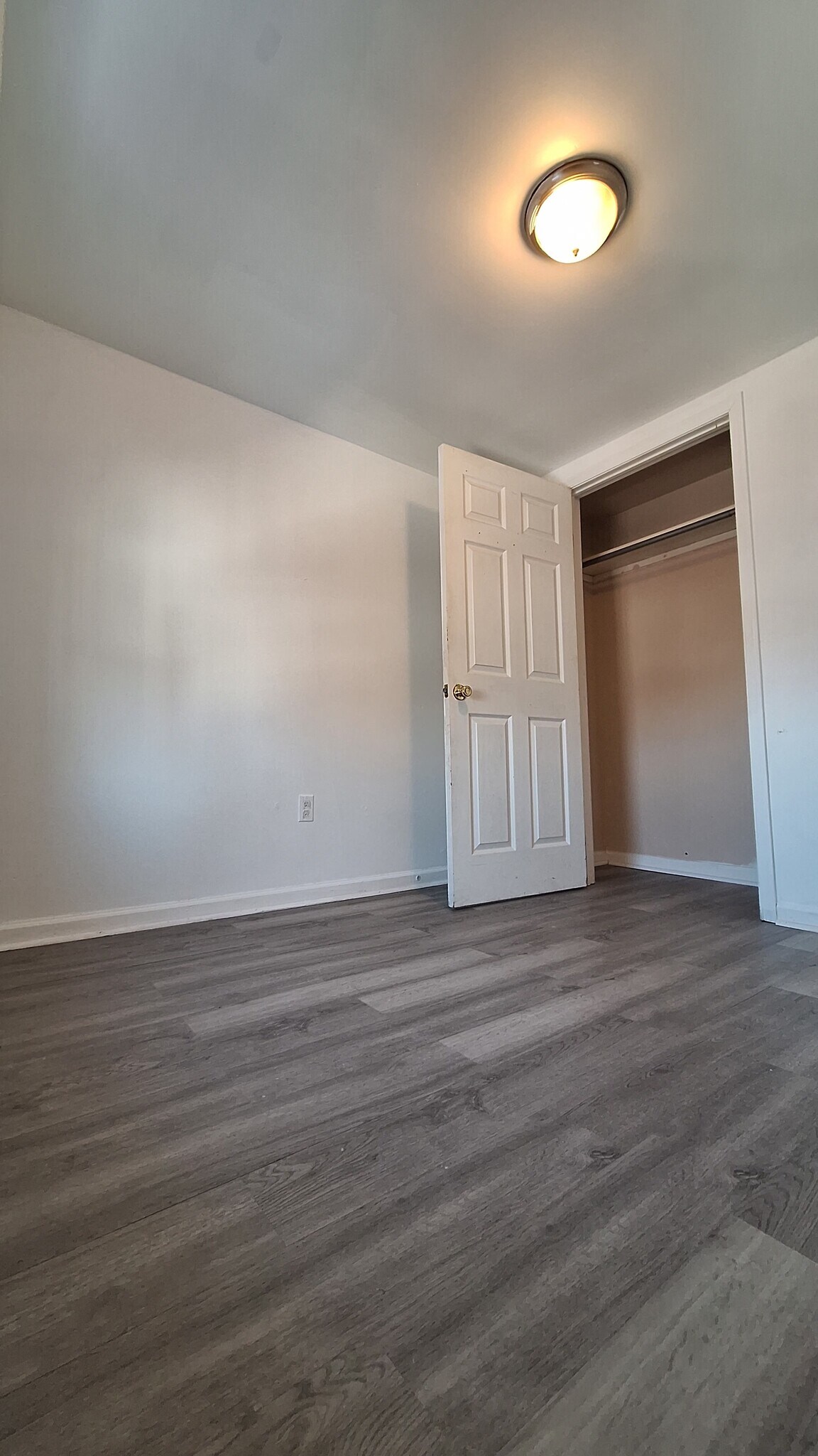 Building Photo - 436 N Law St