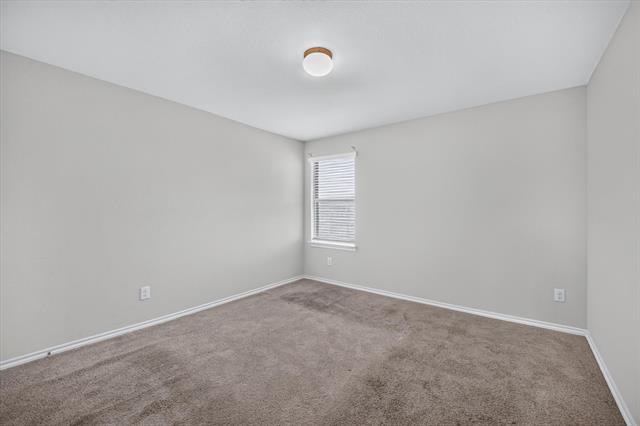 Building Photo - 3304 Shortgrass Ln