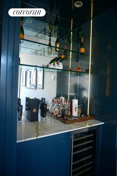 Building Photo - 802 Ninth Avenue 4B