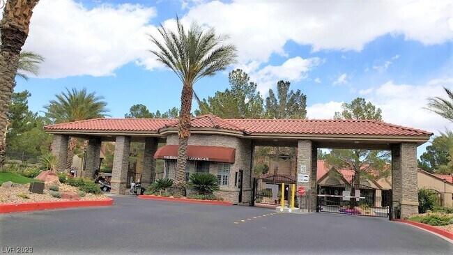 Building Photo - 2200 S Fort Apache Rd