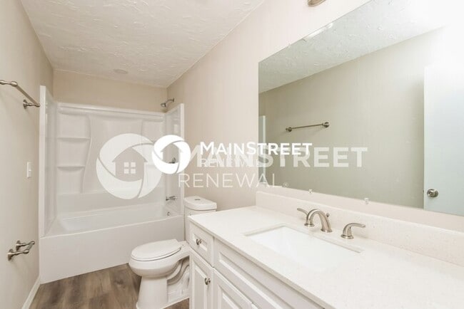 Building Photo - 674 Altamira St NW