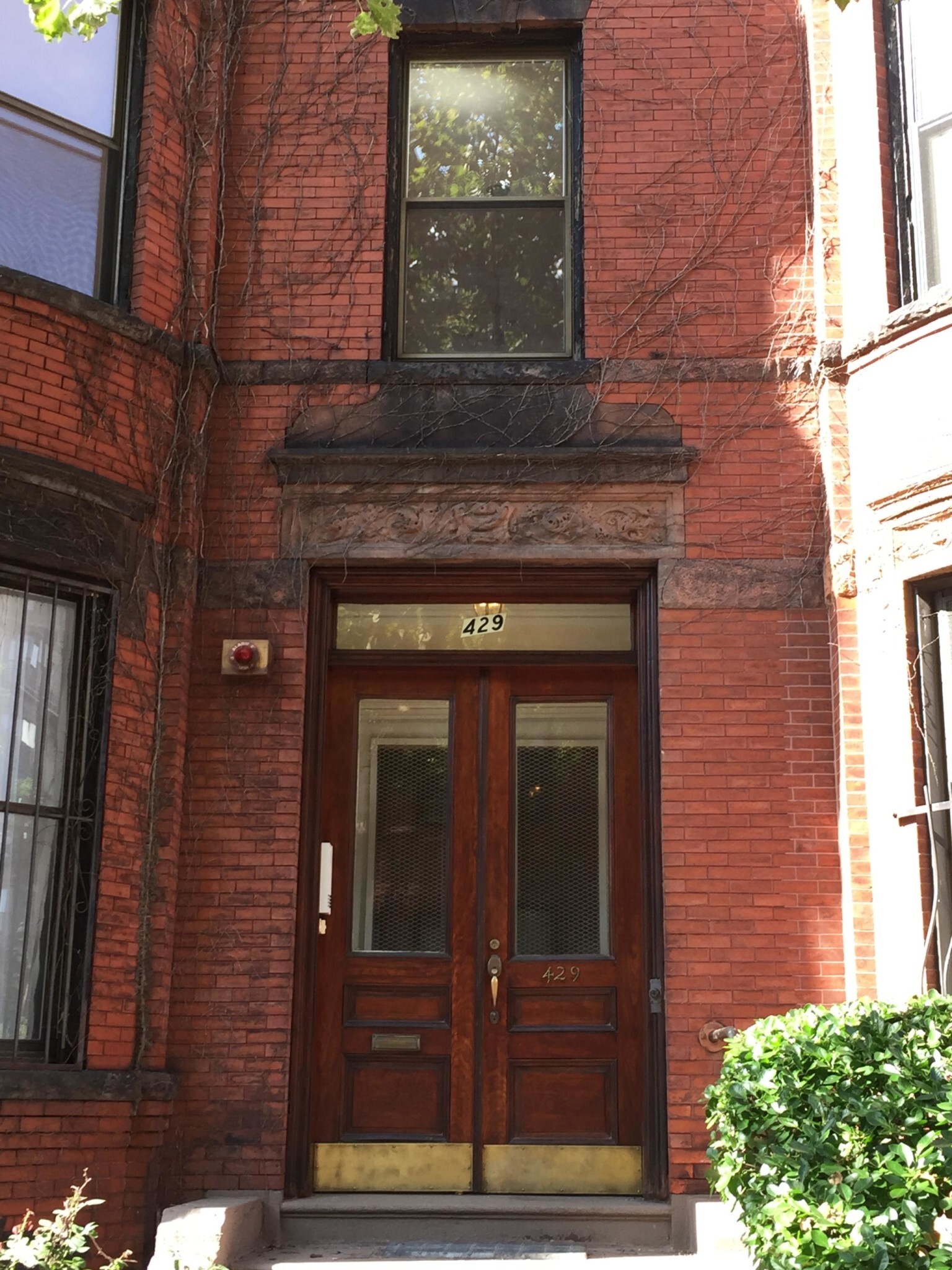 Building Photo - 427 Marlborough St