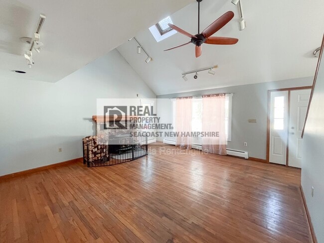 Building Photo - 10 Kelley Rd