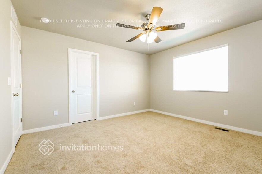 Building Photo - 452 Elbert St