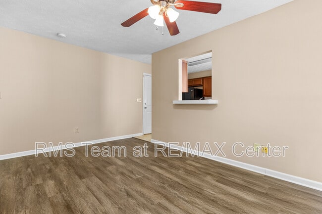 Building Photo - 3525 Park Bluff Ln NW