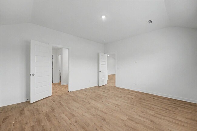 Building Photo - 541 Nevada St