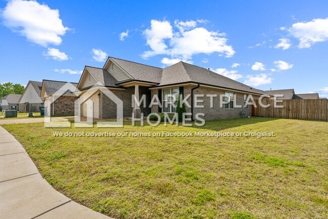 Building Photo - 2488 Marion Ln