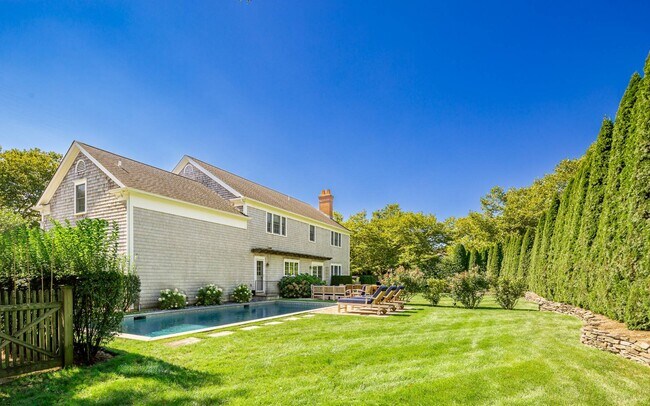 Building Photo - 110 Fox Hollow Ln