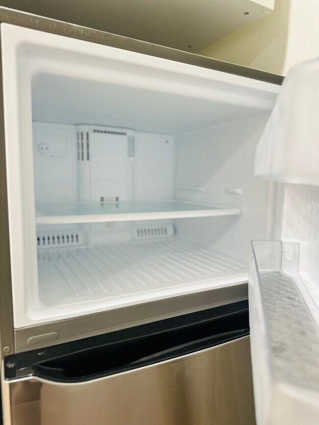 Building Photo - 1401 N 36th St