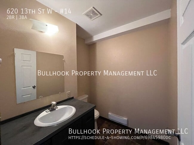 Building Photo - 620 13th St W