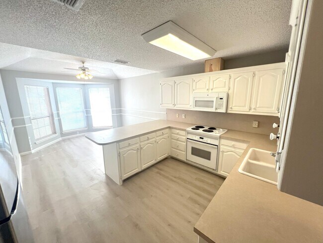 Building Photo - 2314 FM 41