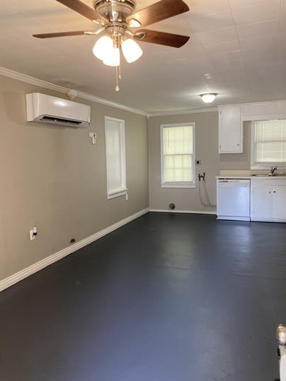 Building Photo - 803 N Wright St