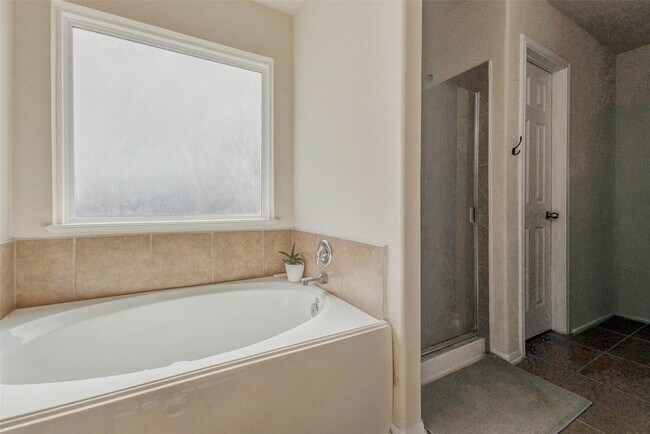 Building Photo - 3027 Upland Spring Trace
